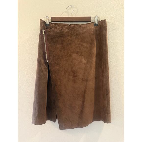 BEBE Genuine Leather NWT Asymmetrical Wrap Look Y2K Zipper Brown Skirt Sz 6 - Picture 2 of 6
